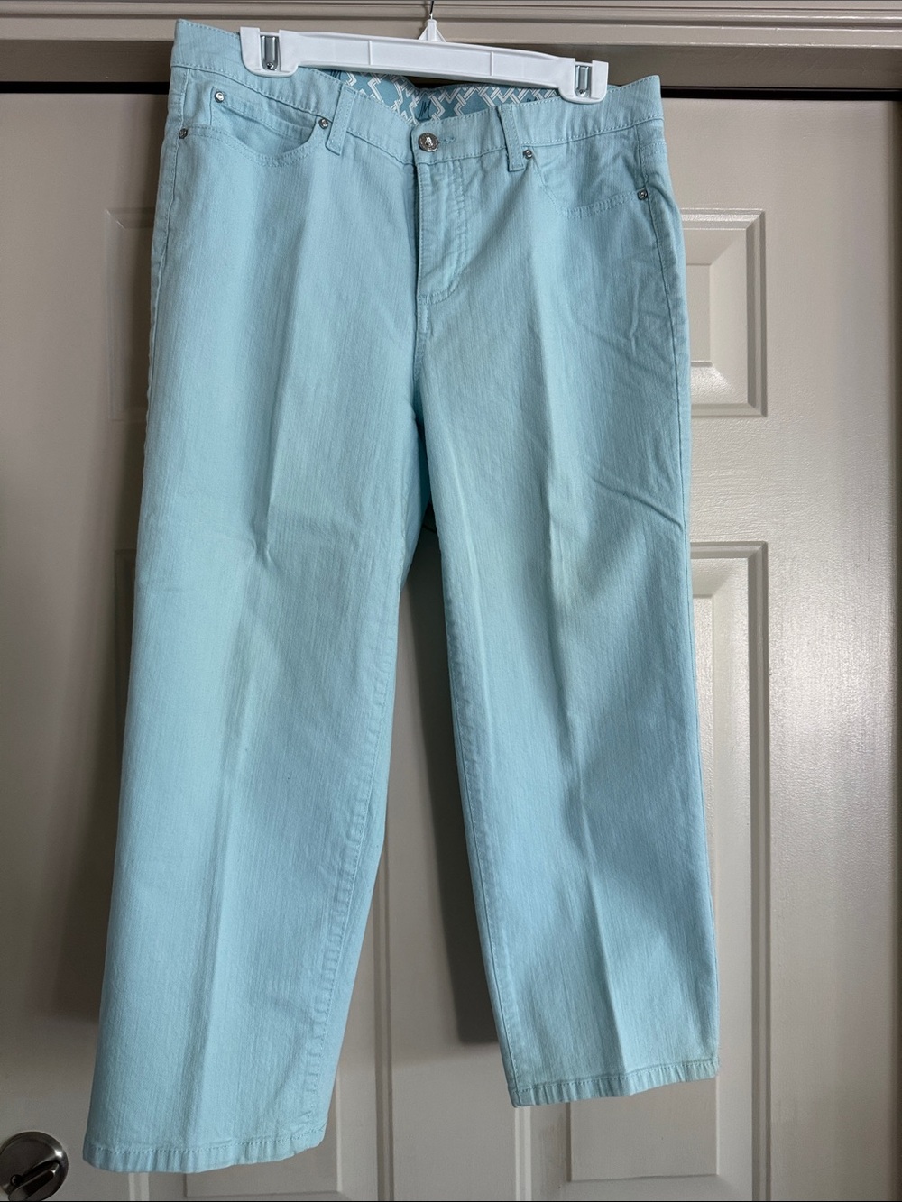 JM Collection Straight Leg Jeans in Light Blue